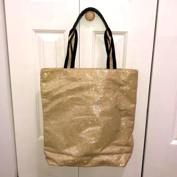 VICTORIA'S SECRET 2017 FASHION SHOW GOLD TOTE - Picture 3 of 6